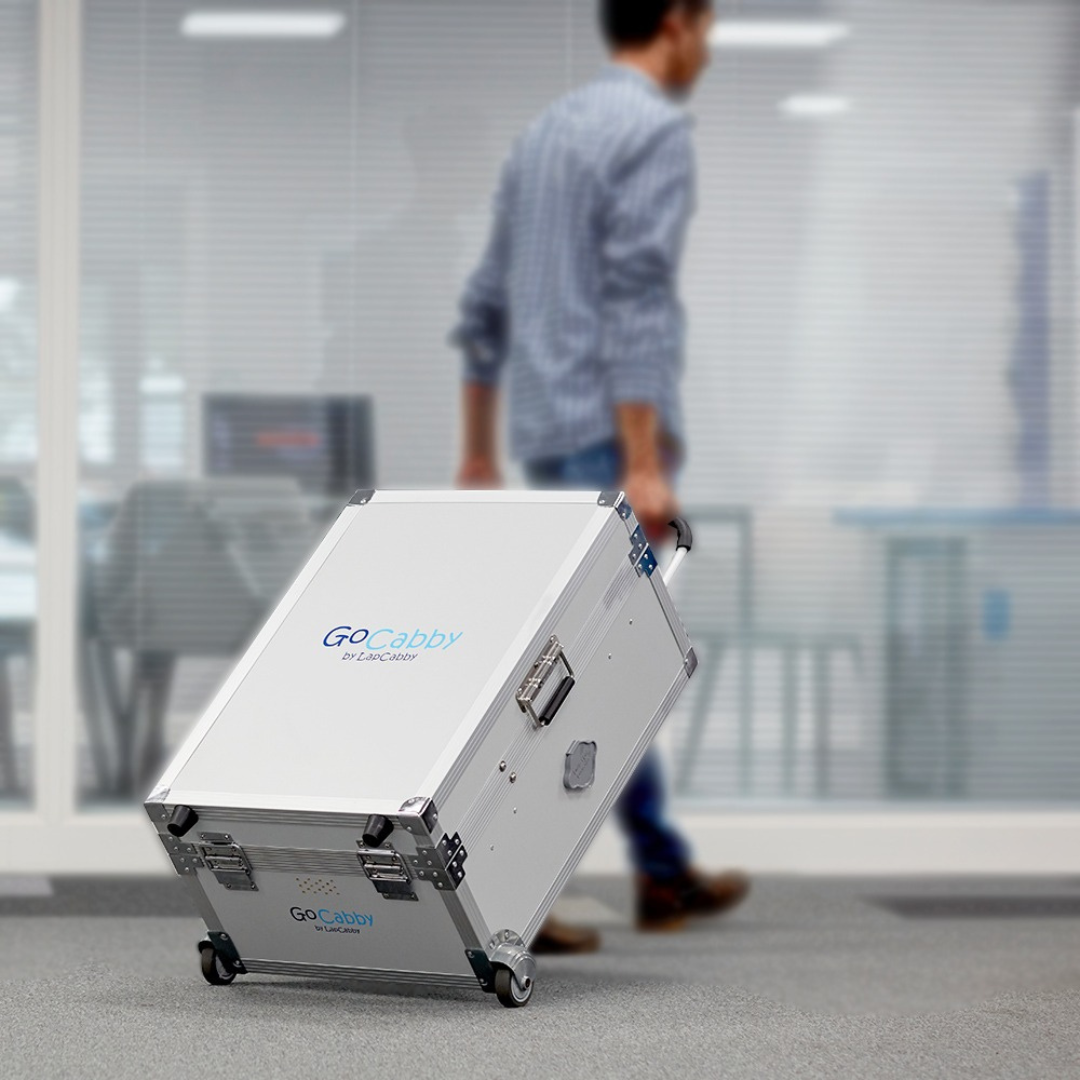 Mobilus krovimo ir saugojimo lagaminas planšetiniams kompiuteriams „GoCabby“